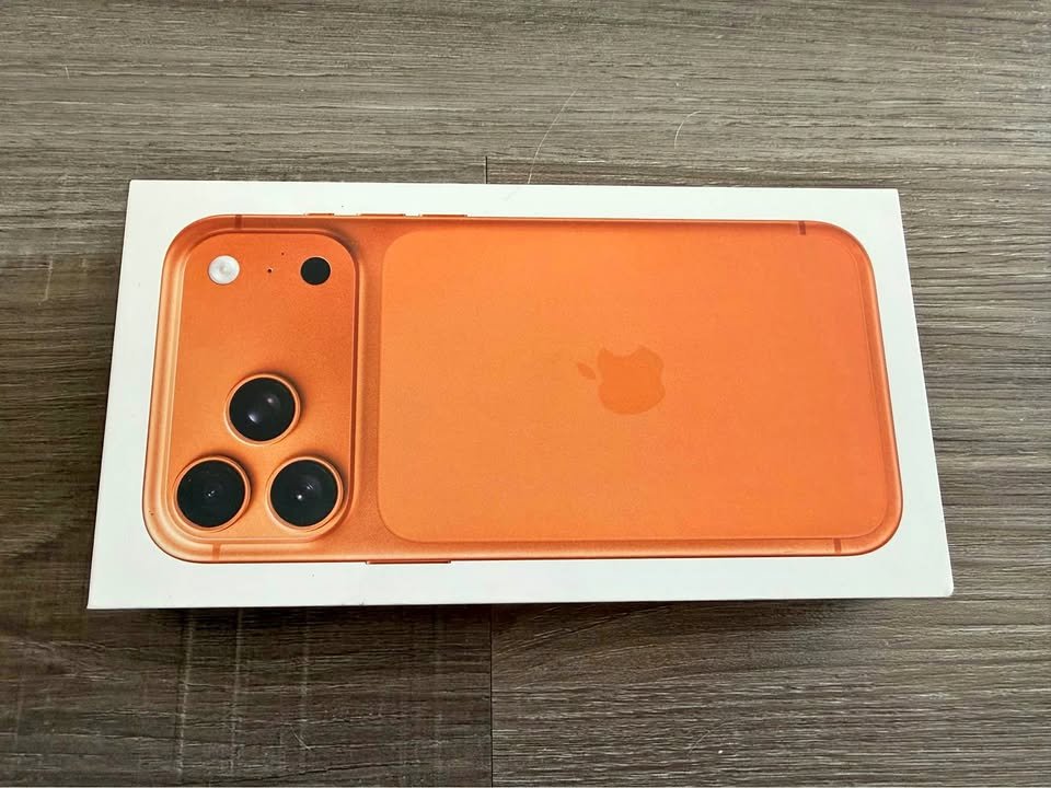 iPhone 17 Pro Max - Image 2